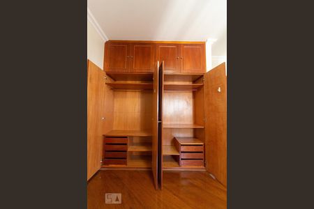 Apartamento à venda com 270m², 4 quartos e 3 vagasDormitório 1