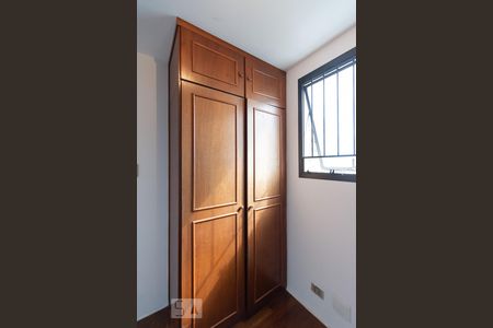 Apartamento à venda com 270m², 4 quartos e 3 vagasQuarto de Serviço 1