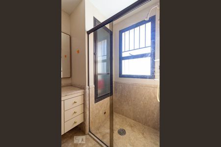 Apartamento à venda com 270m², 4 quartos e 3 vagasBanheiro