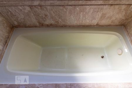 Apartamento à venda com 270m², 4 quartos e 3 vagasBanheiro da Suíte 1