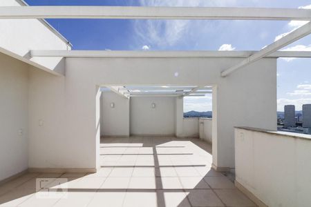 Apartamento à venda com 130m², 2 quartos e 2 vagasVaranda Gourmet Cobertura