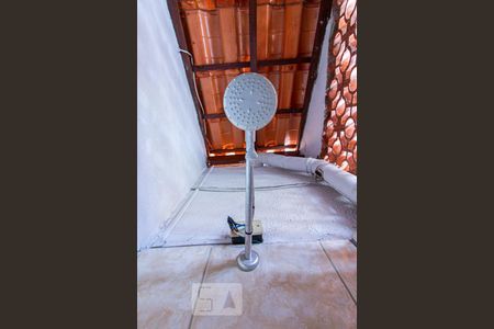 Casa à venda com 75m², 2 quartos e 1 vagaChuveiro Banheiro Social 2