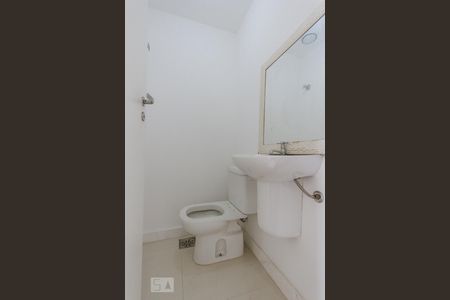 Lavabo de apartamento para alugar com 3 quartos, 93m² em Jacarepaguá, Rio de Janeiro