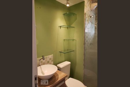 Apartamento à venda com 55m², 2 quartos e 1 vaga Apartamento à venda com 55m², 2 quartos e 1 vagaBanheiro