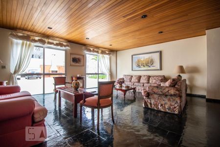 Apartamento para alugar com 40m², 1 quarto e 1 vaga