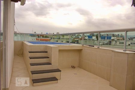 Apartamento para alugar com 259m², 3 quartos e 2 vagasTerraço - 2º Piso