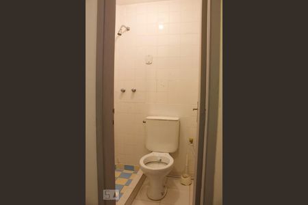 Apartamento para alugar com 259m², 3 quartos e 2 vagasBanheiro de Serviço