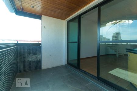 Varanda de apartamento à venda com 3 quartos, 220m² em Mirandópolis, São Paulo