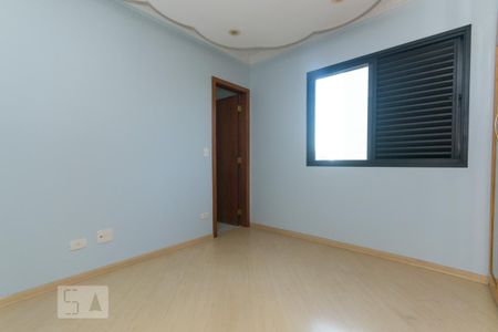 Apartamento à venda com 220m², 3 quartos e 3 vagas Apartamento à venda com 220m², 3 quartos e 3 vagasSuíte 2