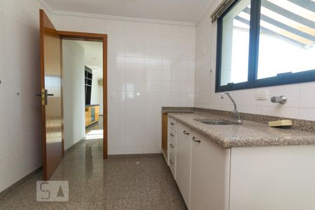 Apartamento à venda com 220m², 3 quartos e 3 vagas Apartamento à venda com 220m², 3 quartos e 3 vagasCozinha (cobertura)
