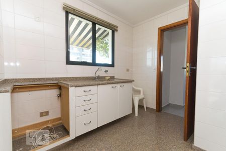 Apartamento à venda com 220m², 3 quartos e 3 vagas Apartamento à venda com 220m², 3 quartos e 3 vagasCozinha (cobertura)