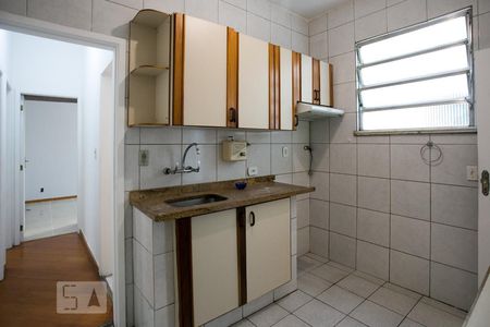 Apartamento à venda com 68m², 2 quartos e sem vagaCozinha