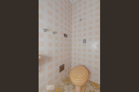 Apartamento para alugar com 250m², 4 quartos e sem vagaBanheiro de Serviço