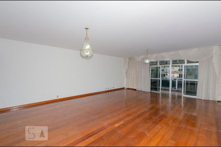Sala de apartamento para alugar com 4 quartos, 250m² em Tijuca, Rio de Janeiro
