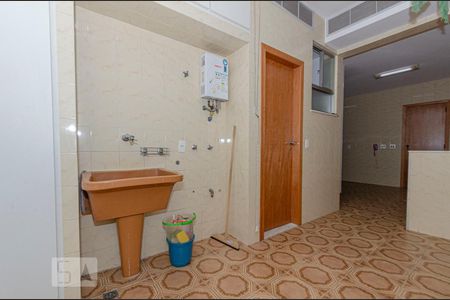 Apartamento para alugar com 250m², 4 quartos e sem vagaÁrea de Serviço