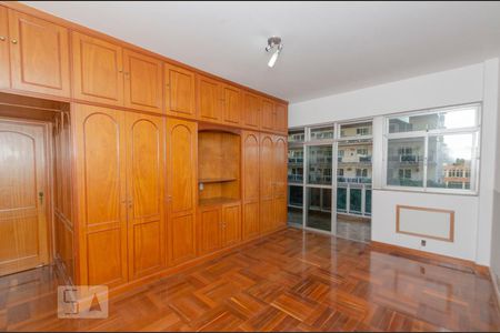 Apartamento para alugar com 250m², 4 quartos e sem vagaSuíte 1