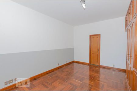 Apartamento para alugar com 250m², 4 quartos e sem vagaSuíte 1