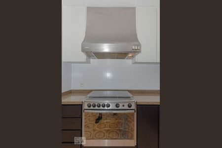 Apartamento para alugar com 250m², 4 quartos e sem vagaCozinha