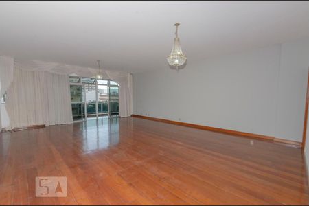 Sala de apartamento para alugar com 4 quartos, 250m² em Tijuca, Rio de Janeiro