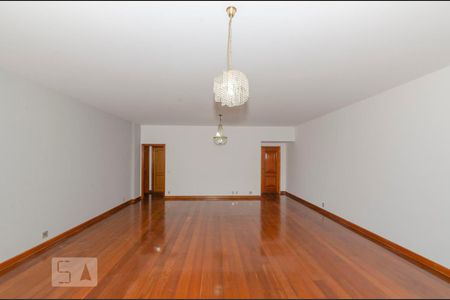 Sala de apartamento para alugar com 4 quartos, 250m² em Tijuca, Rio de Janeiro
