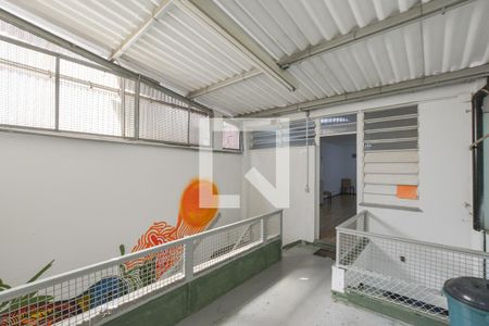 Casa à venda com 400m², 6 quartos e 5 vagasAcesso área de serviço