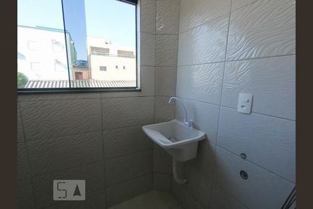Casa para alugar com 80m², 2 quartos e 1 vagaÁrea de Serviço