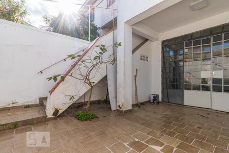 Casa para alugar com 180m², 3 quartos e 2 vagasÁrea de Serviço e Churrasqueira
