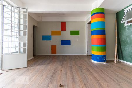 Casa para alugar com 180m², 3 quartos e 2 vagasSalão