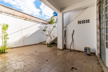 Casa para alugar com 180m², 3 quartos e 2 vagasÁrea de Serviço e Churrasqueira