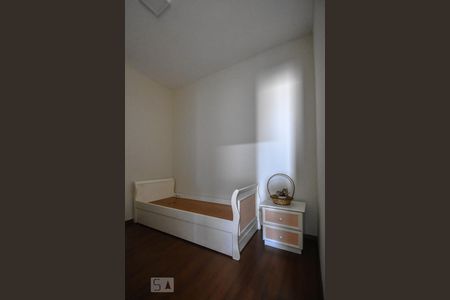 Apartamento para alugar com 370m², 4 quartos e 5 vagasQuarto de Serviços