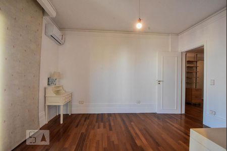 Apartamento para alugar com 370m², 4 quartos e 5 vagasSuíte 02