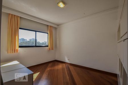 Apartamento para alugar com 370m², 4 quartos e 5 vagasEscritório