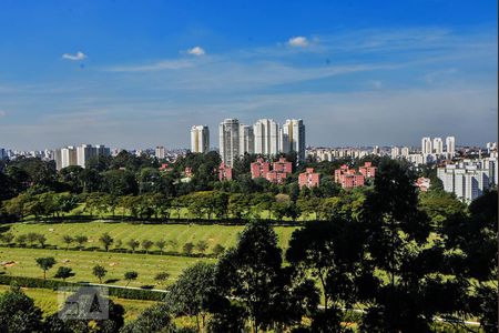 Apartamento para alugar com 370m², 4 quartos e 5 vagasVosta