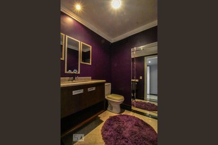 Apartamento para alugar com 370m², 4 quartos e 5 vagasLavabo