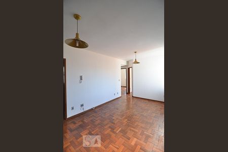 Sala de apartamento para alugar com 3 quartos, 89m² em Buritis, Belo Horizonte