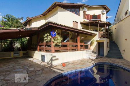 Casa à venda com 540m², 6 quartos e 4 vagasPiscina
