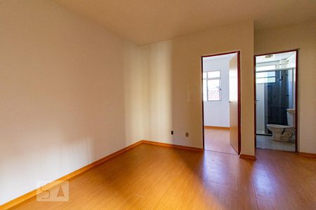 Apartamento para alugar com 47m², 2 quartos e sem vagaSala