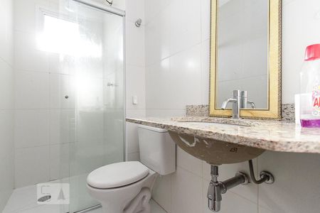 BAnheiro de apartamento para alugar com 2 quartos, 56m² em Vila Prudente, São Paulo