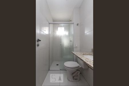 Banheiro de apartamento para alugar com 2 quartos, 56m² em Vila Prudente, São Paulo