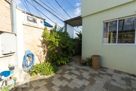 Garagem de casa à venda com 3 quartos, 225m² em Vila Babilônia, São Paulo