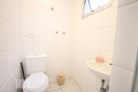 Apartamento para alugar com 86m², 3 quartos e 2 vagasBanheiro de Serviço