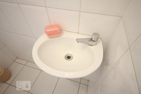 Apartamento para alugar com 86m², 3 quartos e 2 vagasBanheiro de Serviço