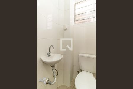 Banheiro de kitnet/studio à venda com 1 quarto, 18m² em Centro, São Paulo