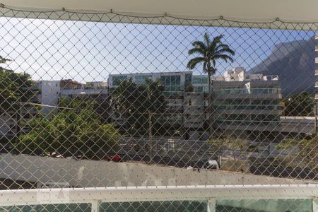 Apartamento à venda com 85m², 2 quartos e 2 vagas Apartamento à venda com 85m², 2 quartos e 2 vagasVaranda da Suíte 2