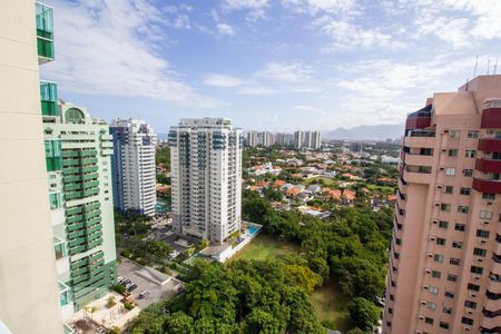Varanda de apartamento para alugar com 2 quartos, 65m² em Barra da Tijuca, Rio de Janeiro