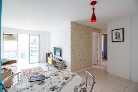 Sala de apartamento para alugar com 2 quartos, 65m² em Barra da Tijuca, Rio de Janeiro