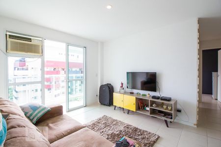 Sala de apartamento para alugar com 2 quartos, 65m² em Barra da Tijuca, Rio de Janeiro