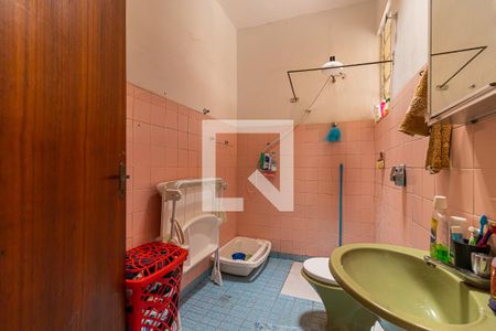 Casa à venda com 155m², 3 quartos e 2 vagasBanheiro casa da frente