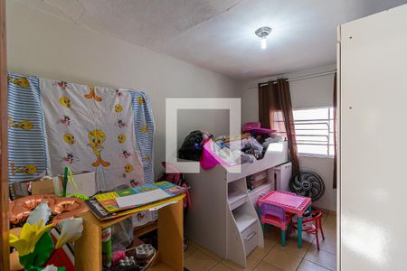 Casa à venda com 155m², 3 quartos e 2 vagasQuarto 2 casa da frente