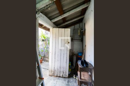 Casa à venda com 155m², 3 quartos e 2 vagasQuarto de Serviço casa dos fundos